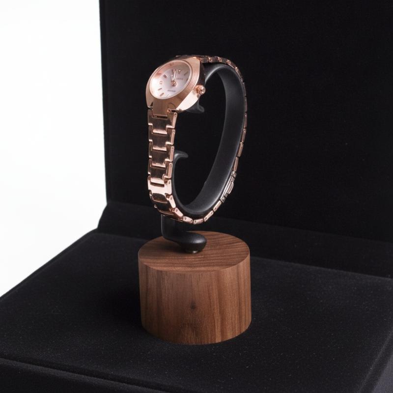Support de montre en bois mass - Jewelry And Watches Inc avis et prix